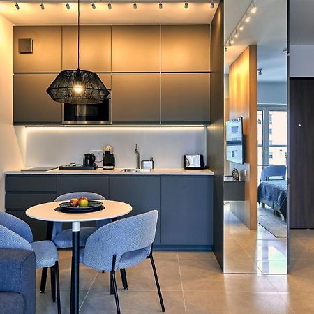 Mennica Residence Apartments By P&O Serviced Apartments Varsovie Extérieur photo