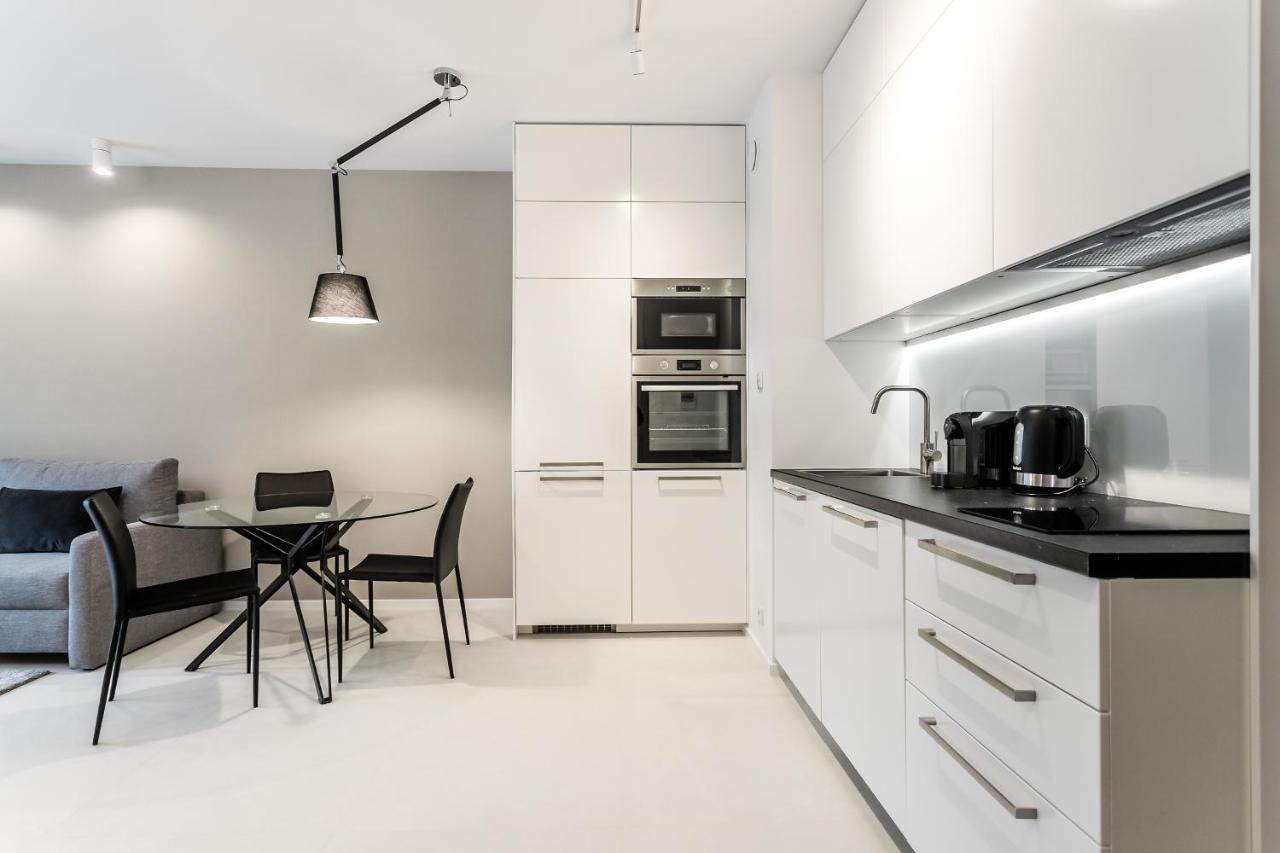 Mennica Residence Apartments By P&O Serviced Apartments Varsovie Extérieur photo