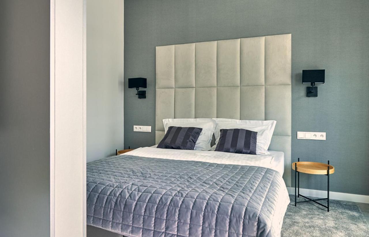 Mennica Residence Apartments By P&O Serviced Apartments Varsovie Extérieur photo