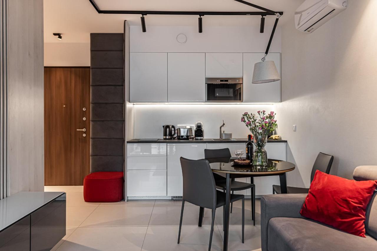 Mennica Residence Apartments By P&O Serviced Apartments Varsovie Extérieur photo