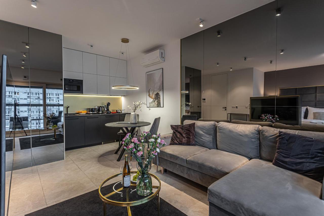 Mennica Residence Apartments By P&O Serviced Apartments Varsovie Extérieur photo