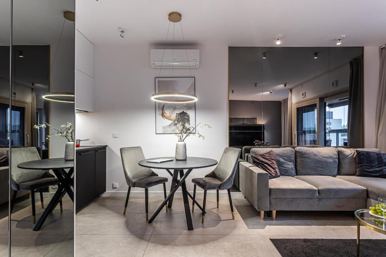 Mennica Residence Apartments By P&O Serviced Apartments Varsovie Extérieur photo